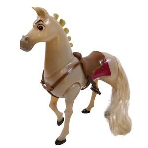 Hasbro Disney Tangled Rapunzel Royal Horse Maximus 9" Poseable Figure w Saddle